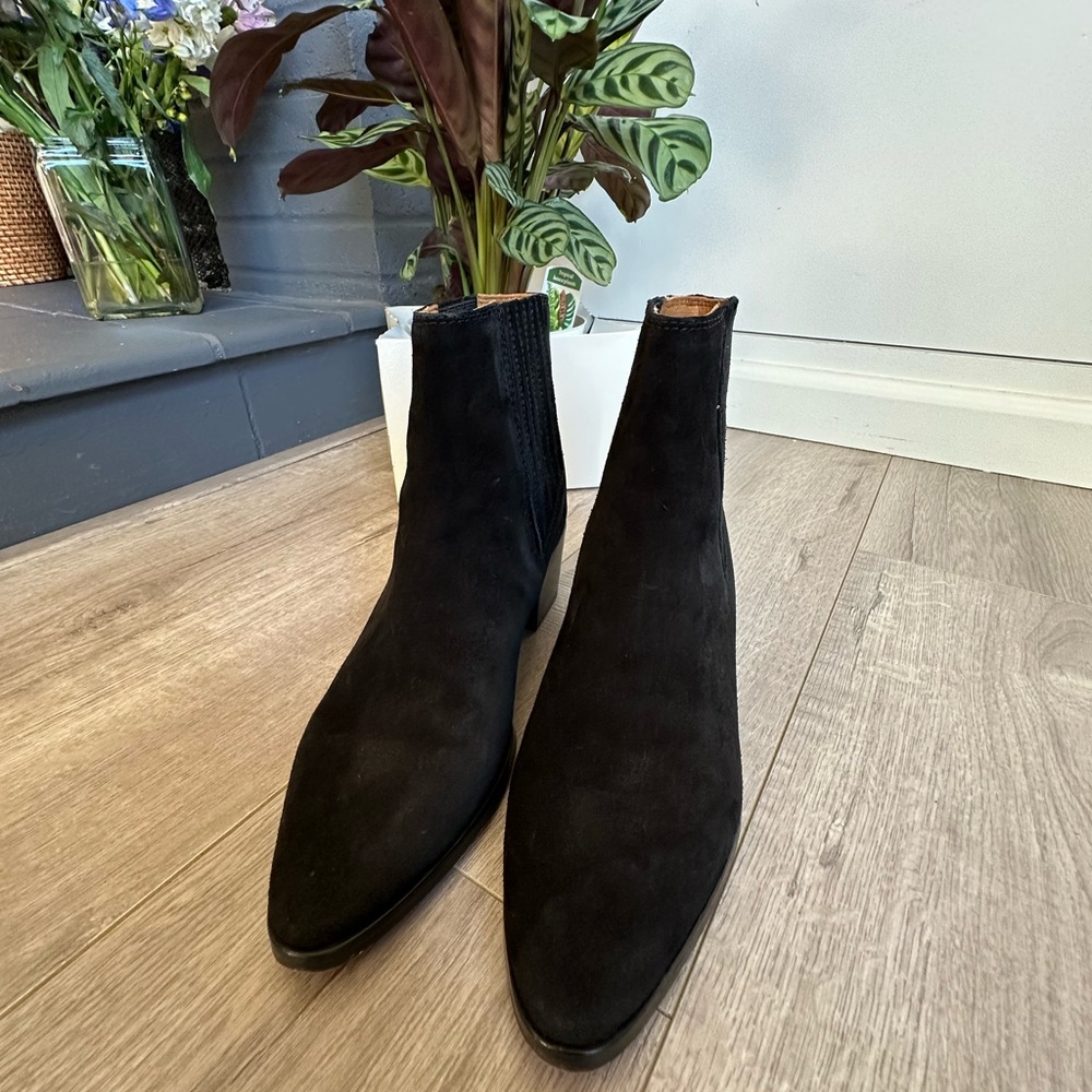 rag&bone Chelsea black suede ankle boots